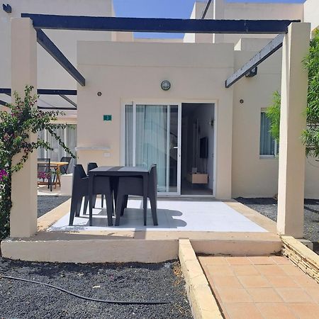 Homeforguest Apartamento Con Terraza Y Piscina En كوراليهو المظهر الخارجي الصورة